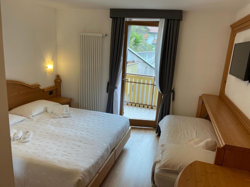 Hotel La Perla Andalo Eksteriør bilde