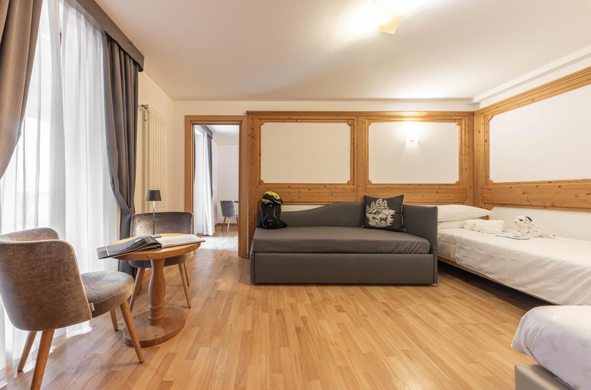 Hotel La Perla Andalo Eksteriør bilde